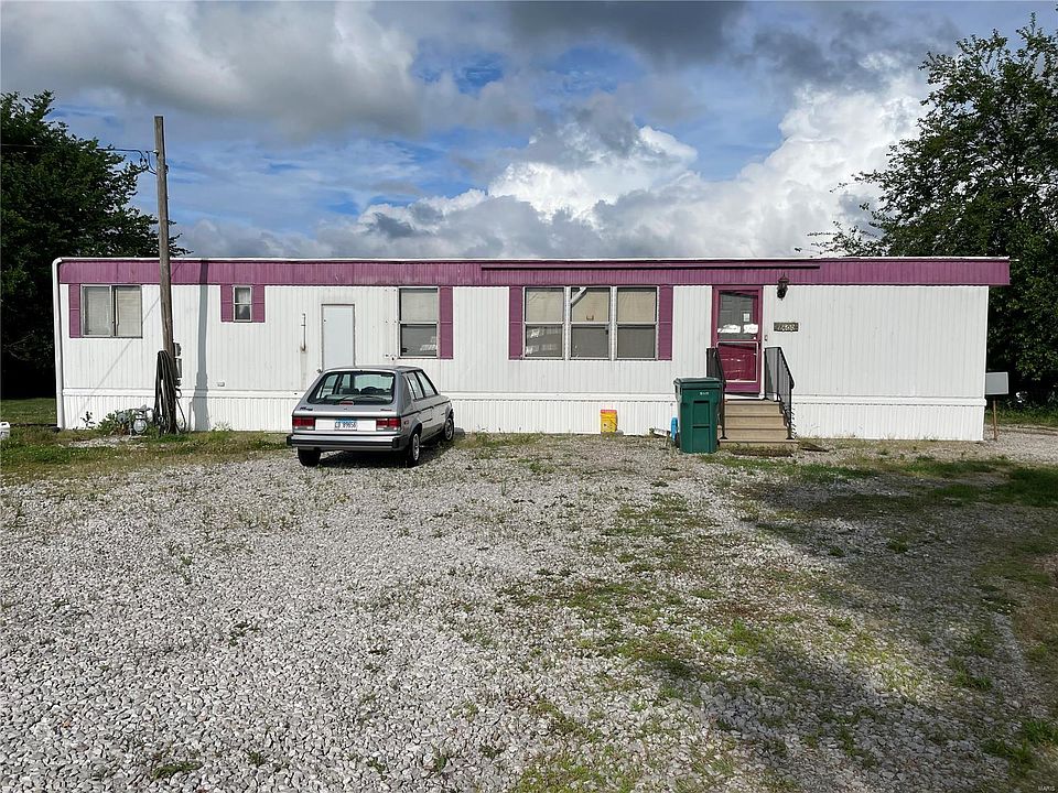 1st image of 1600 Black Ln