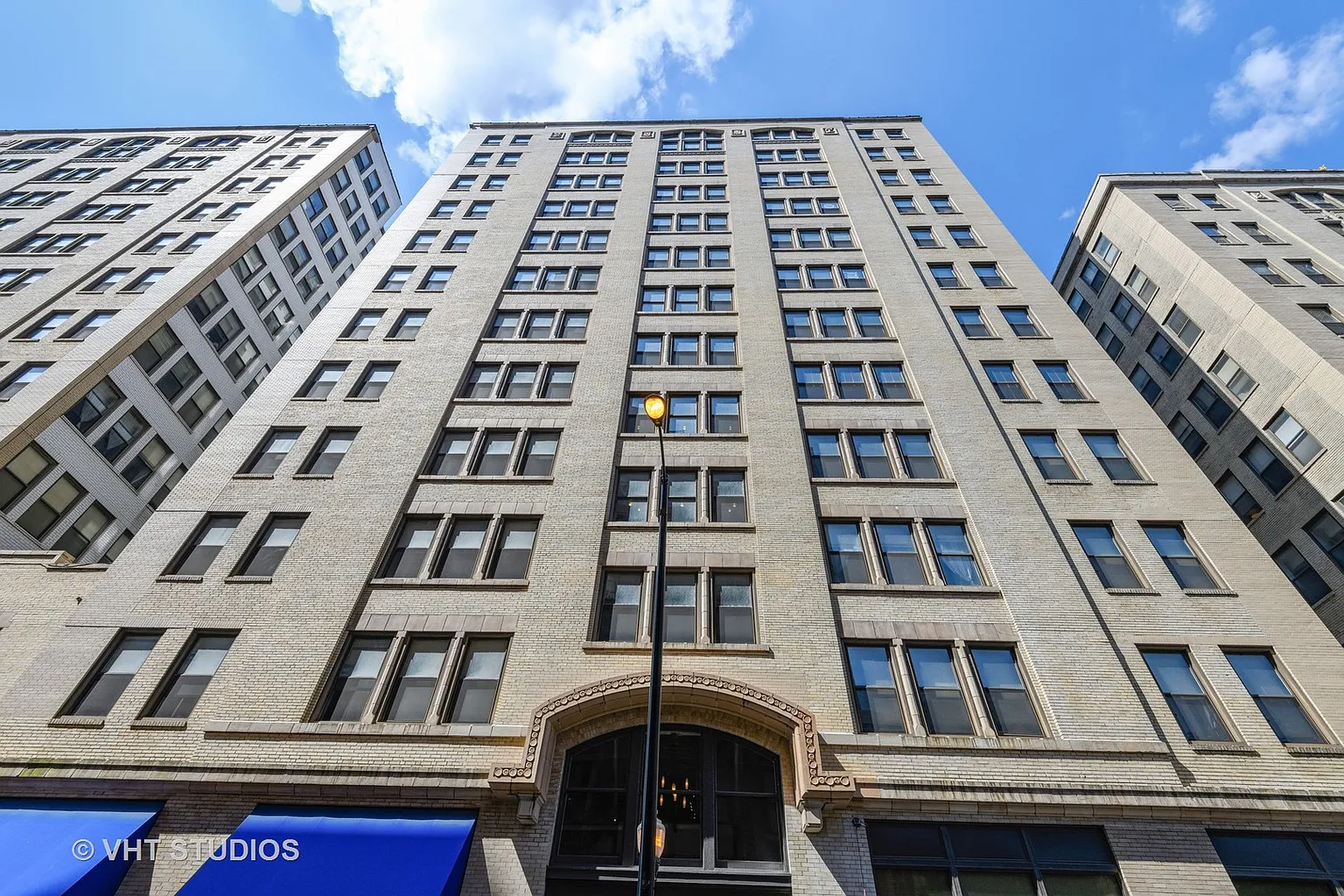 740 S Federal St APT 809 photo 1