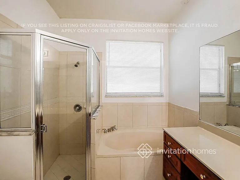 5221 SW 141st Ave — Photo 14