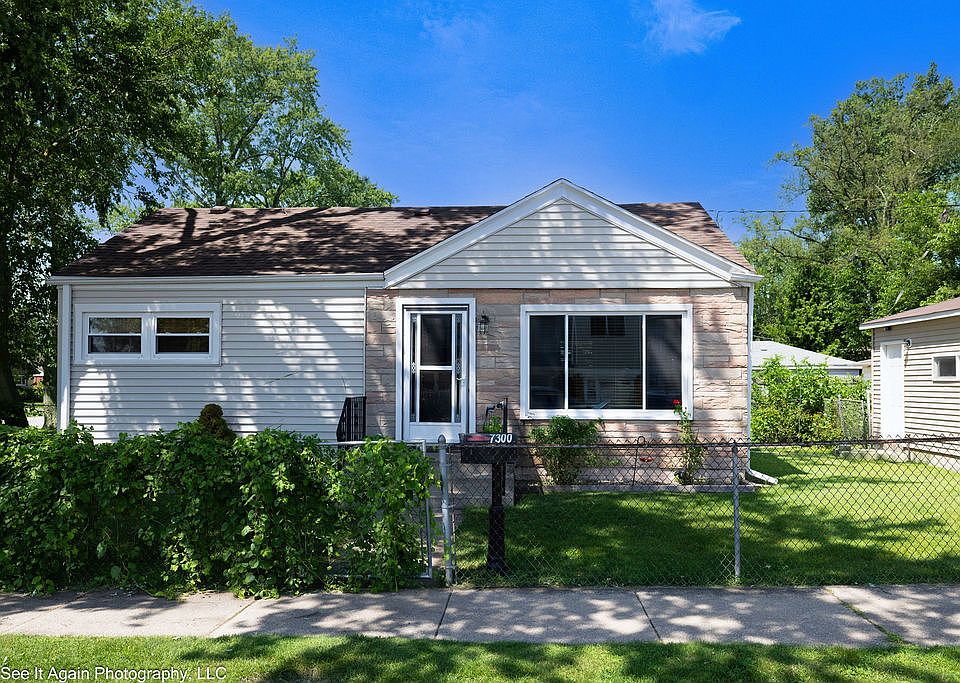 1st image of 7300 W 114th Pl
