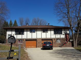 11 Della Ct, Madison, WI 53714