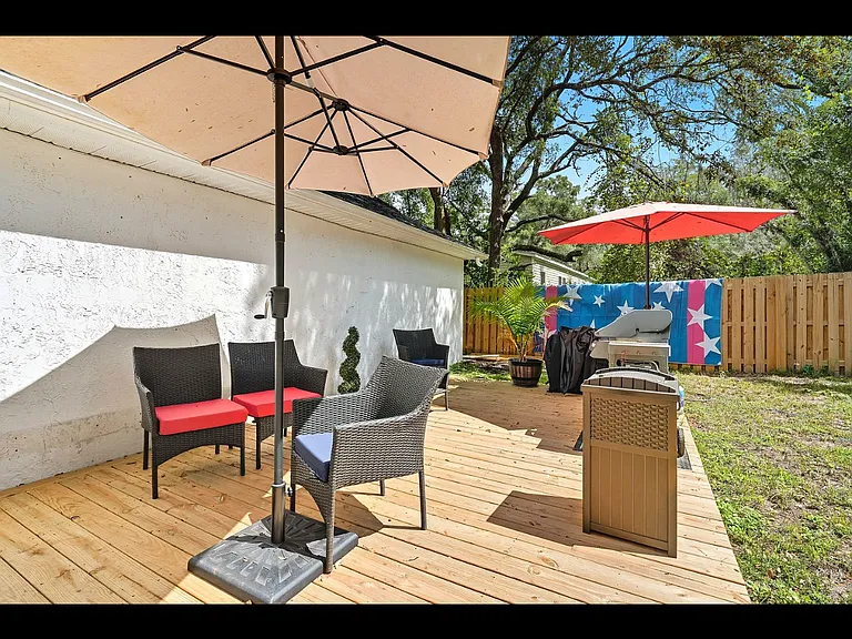 4234 Illicium Ln — Photo 32