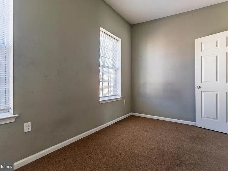 1706 N Willington St — Photo 15