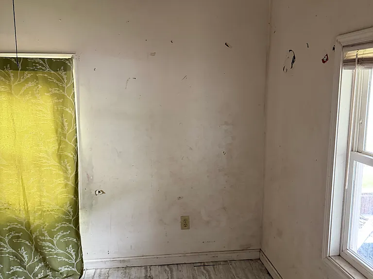 711 Vine St — Photo 10
