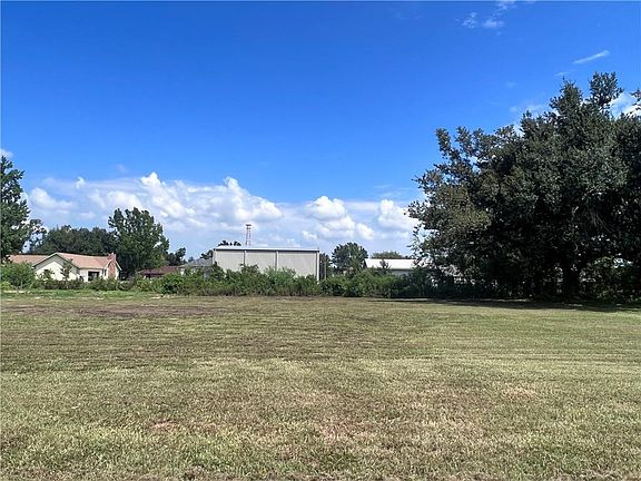 3rd image of 157 Pleasant Valley Dr
