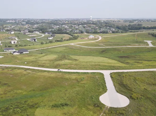 12019 S 230th Cir, Omaha, NE 68028