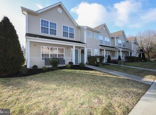 208 Redbud Ln, Mantua, NJ 08051