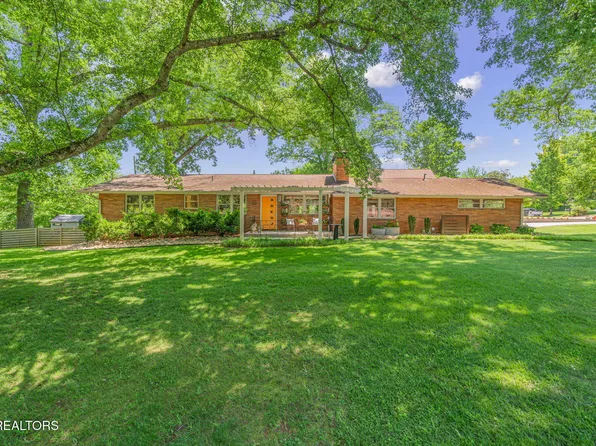 7121 Downing Dr, Knoxville, TN 37909