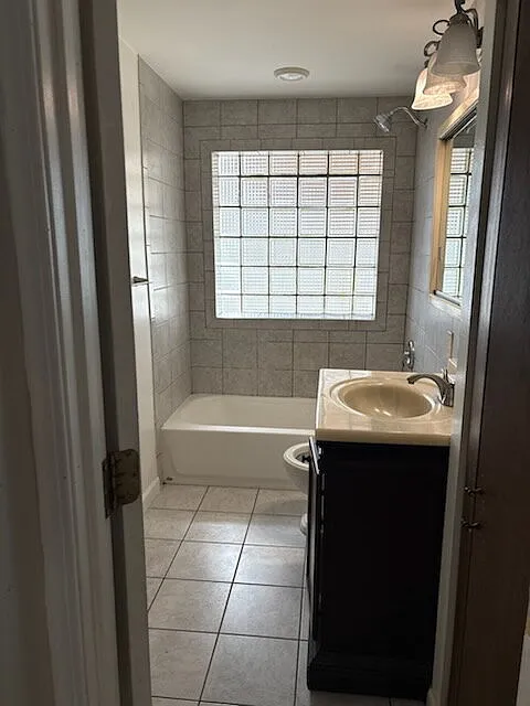 2 bed, 2.0 bath, 1019 sqft, $1,250 — Photo 3