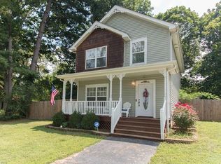 889 Center St, Asheville, NC 28803