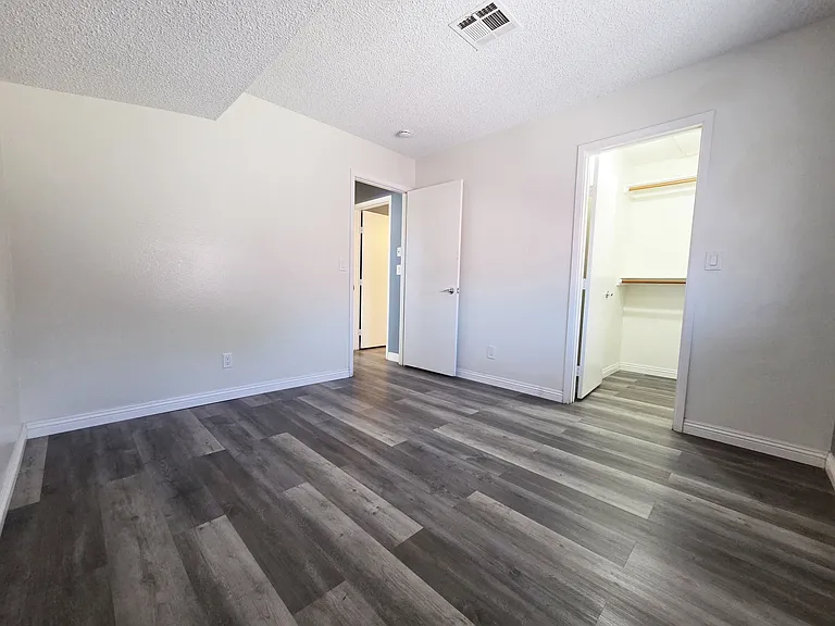 4028 Zapotec Way — Photo 40