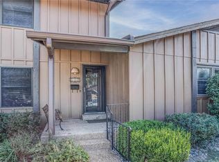 603 Hampton Ct, Belleville, IL 62223