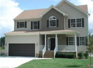 3967 Grand Isle Dr, Chesapeake, VA 23323