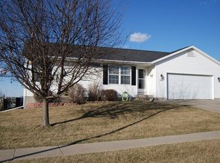 5190 21st Ave, Marion, IA 52302