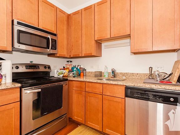 4th image of 1 E 8th St APT 307D