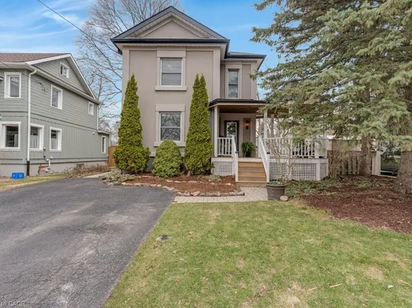 423 William St, Cambridge, ON N3H 3W6