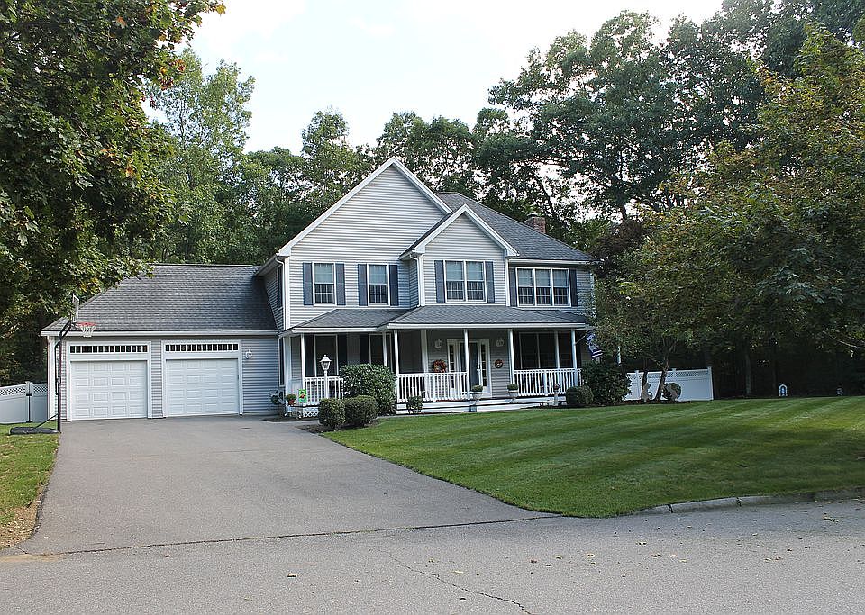 1st image of 23 Arrowwood St