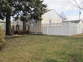 2227 Cody St photo 1