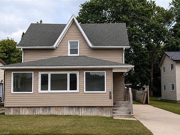 2nd image of 368 Wellington Ave S