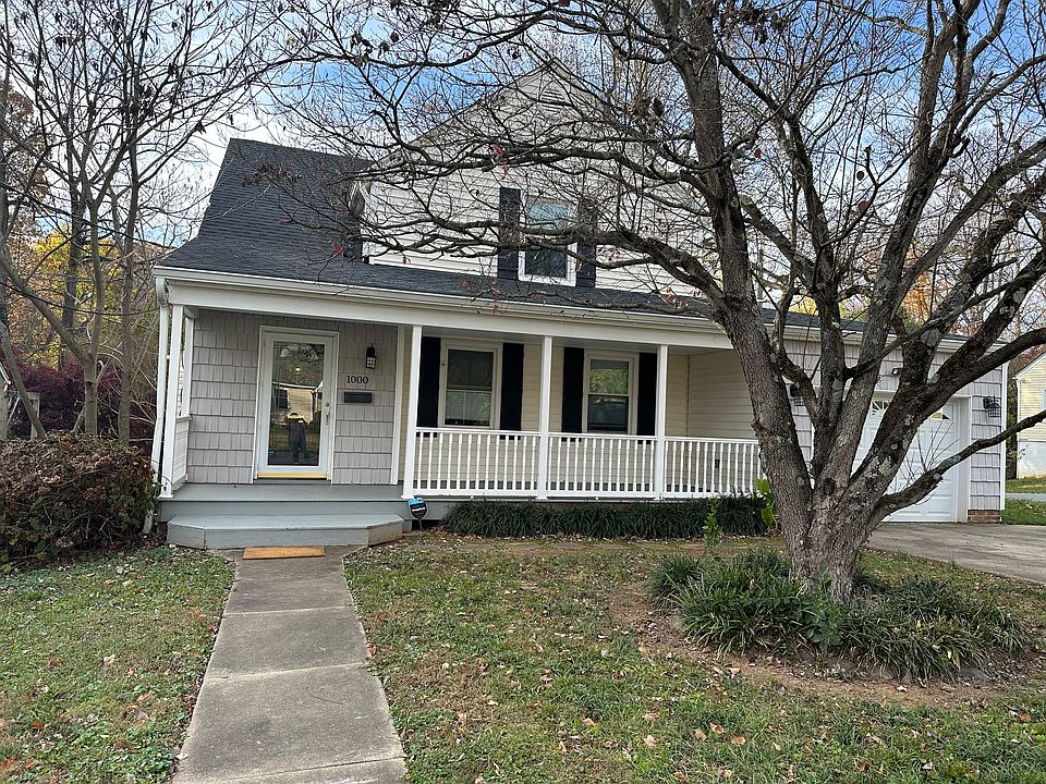 1st image of 1000 Knollwood St