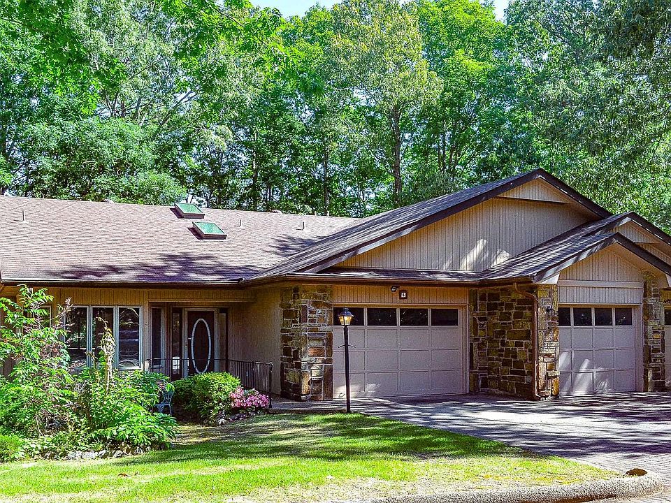 1st image of 5 Emanuel Ln
