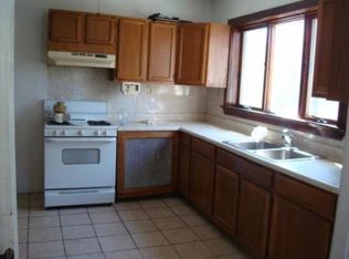 82 Cleveland St, East Arlington, MA 02474
