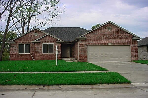 1st image of 33903 Aurora Dr