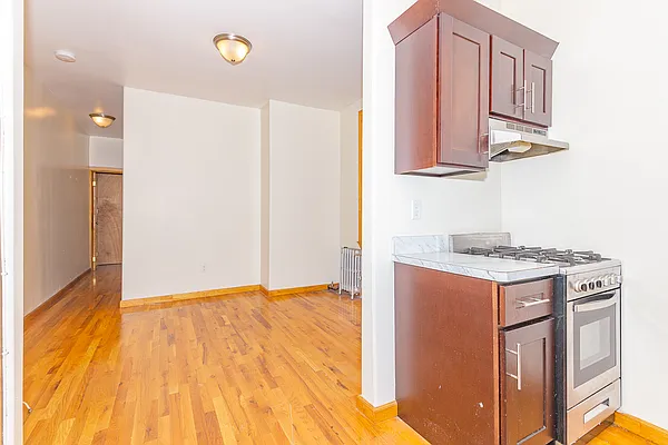 Rented by MySpaceNYC | media 7