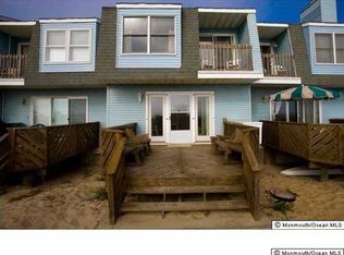 104 Easy St, Mantoloking, NJ 08738