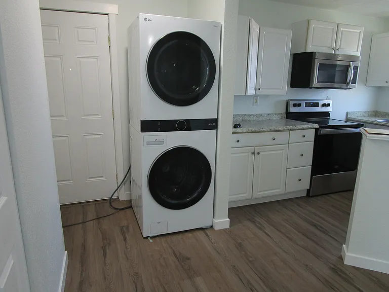 7021 S Lawrence St #B — Photo 3