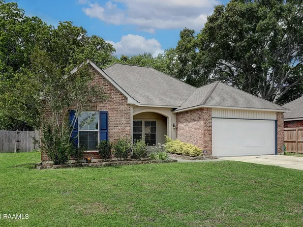 105 Rue Ciel, Carencro, LA 70520