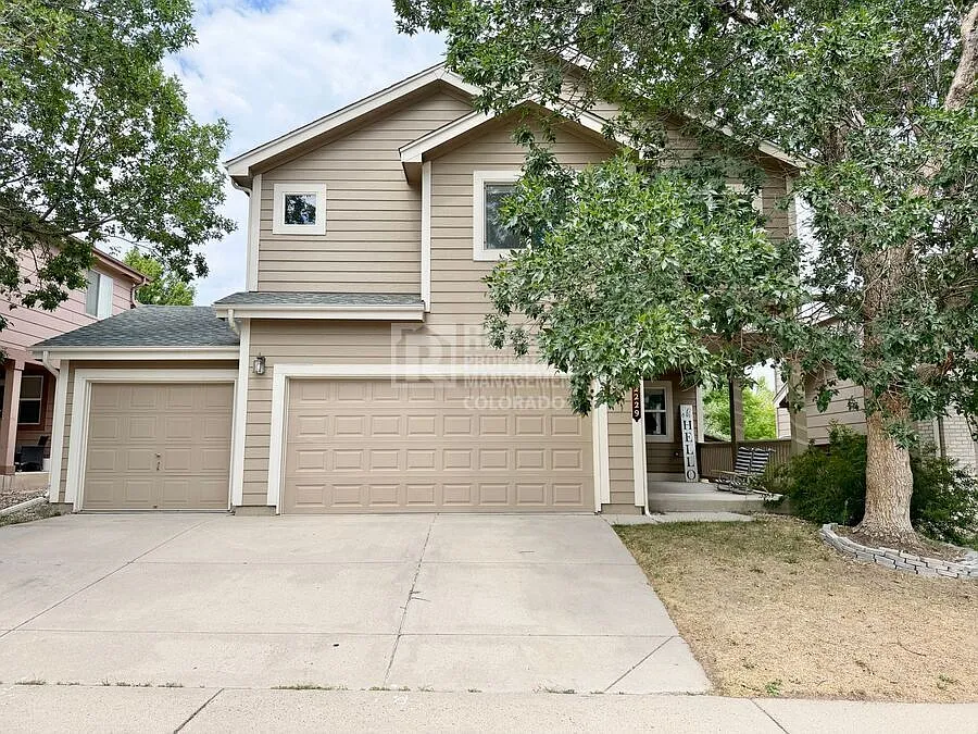 2229 Hyacinth Rd