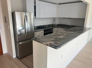 872 Massachusetts Ave APT 501, Cambridge, MA 02139