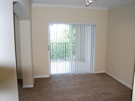 3rd image of 3303 Tuscany Way #3303