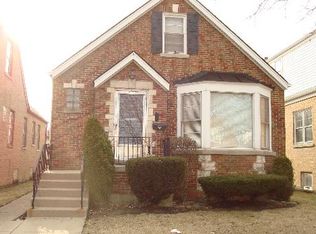 6066 N Troy St, Chicago, IL 60659
