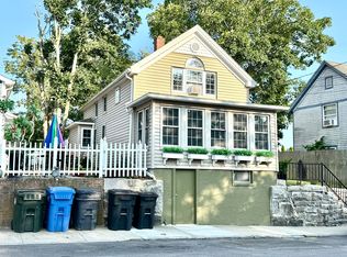 28 Grand St, New London, CT 06320