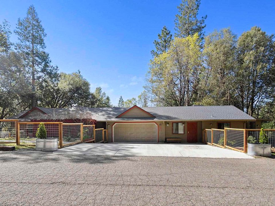 1st image of 19033 Tiffeni Dr