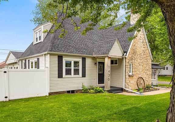 5th image of this home