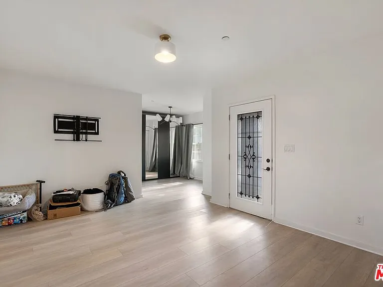 4108 Harter Ave — Photo 6