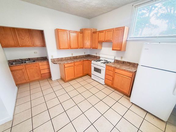 2nd image of 330 W 8th St #A