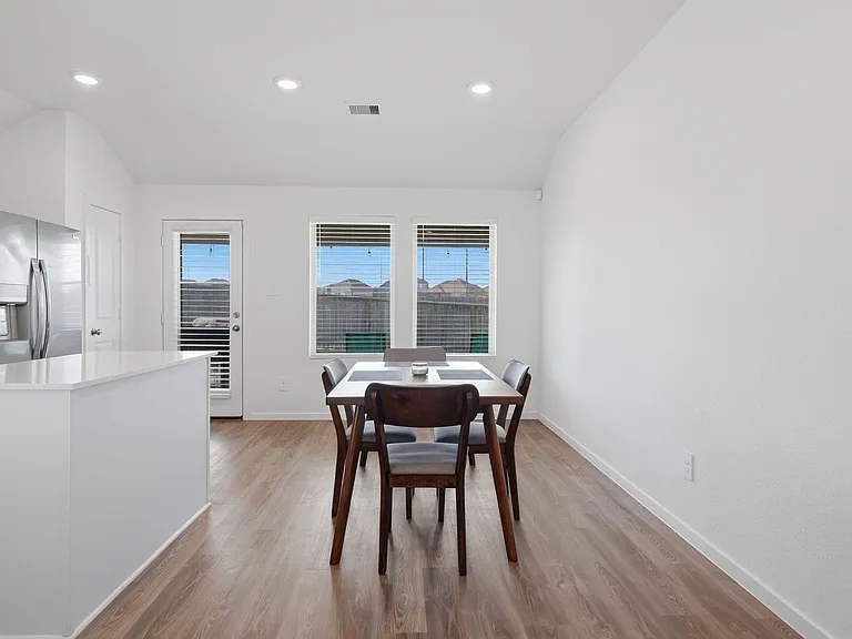 651 Spring Ashberry Ct — Photo 14