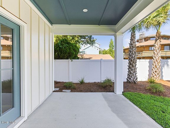 5th image of 207 Bimini Townes Lane