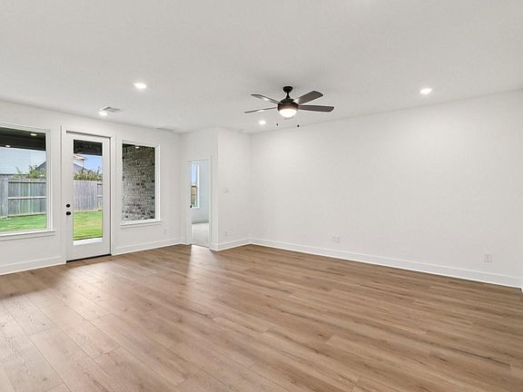 7th image of this home