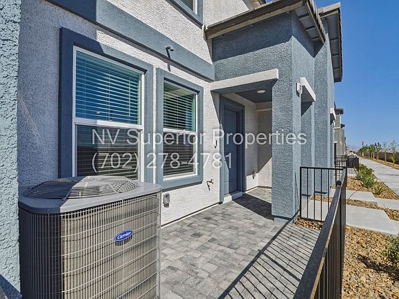 3rd image of 1677 Pamela Springs Ln