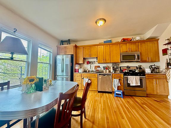 3rd image of 1190 Cambridge St #3B