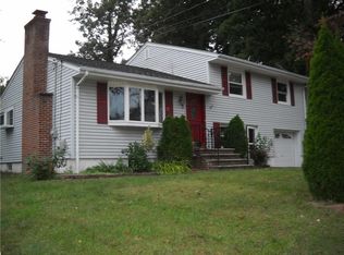 7 Woodland Rd, Jamesburg, NJ 08831