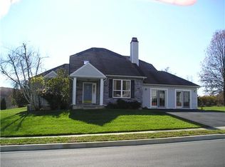 203 E Cobblefield Ct, Newark, DE 19713