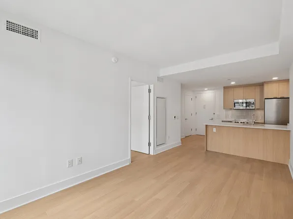 499 President Street image 3 of 35