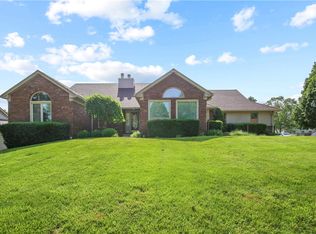 816 58th St, West Des Moines, IA 50266