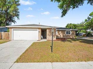 2209 Sherbrook Dr, Valrico, FL 33594